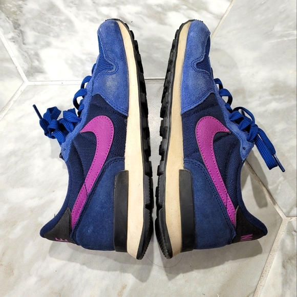 NIKE Cobalt Blue and Magenta Internationalist Low Suede Trainers Size 7.5 - Picture 4 of 10